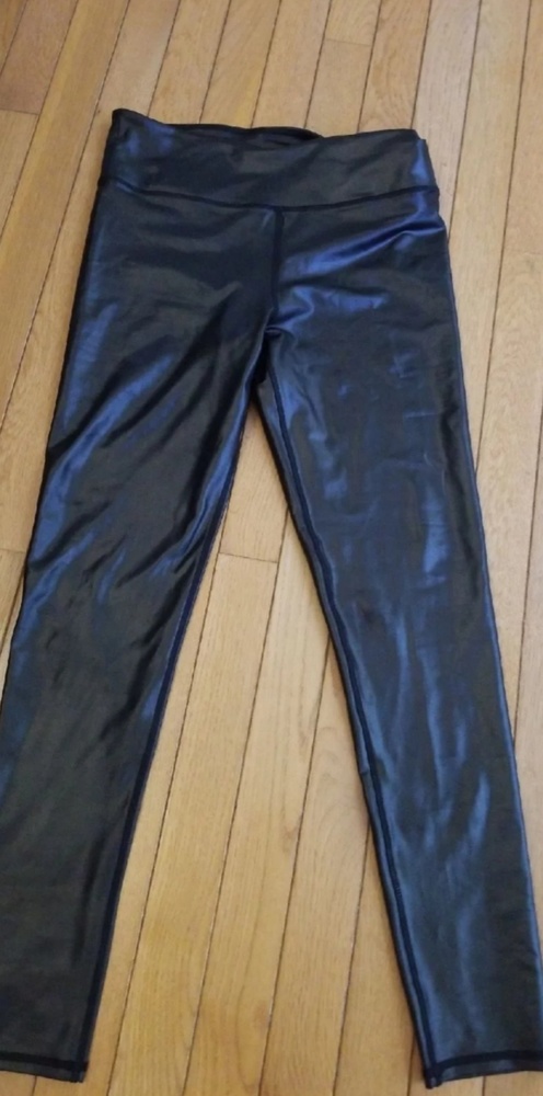AMERICAN EAGLE PLEATHER LEGGINGS MEDIUM